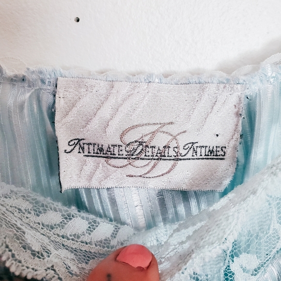 Vintage ribbed nightgown - Picture 5 of 6